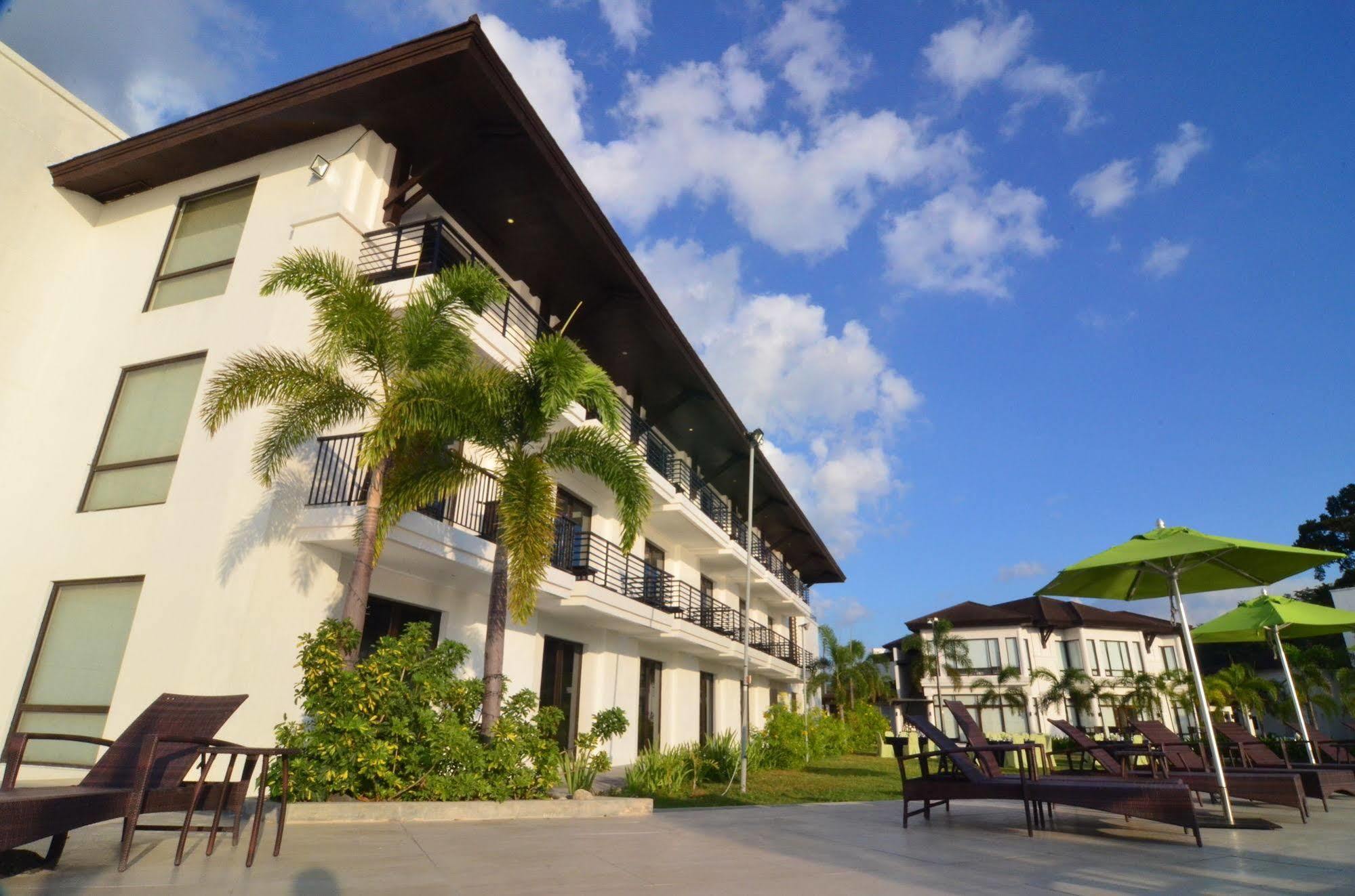 Kamana Sanctuary Resort & Spa Olongapo Exterior foto