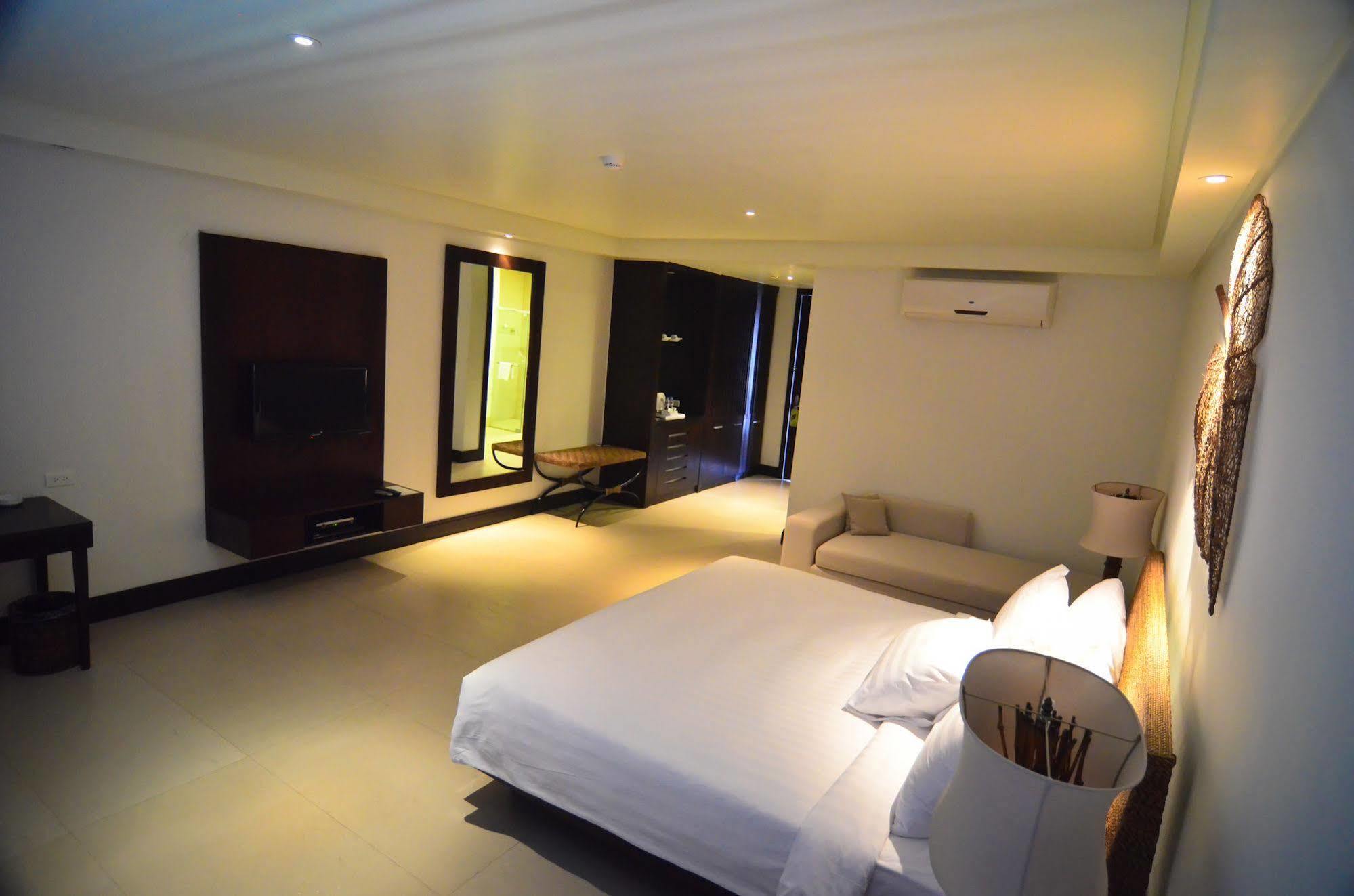 Kamana Sanctuary Resort & Spa Olongapo Exterior foto